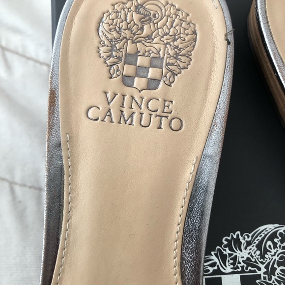 Vince Camuto Marketa Flat - Picture 7 of 7